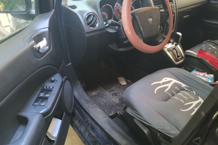 Used Dodge Caliber 2011 2.0 SXT Classic Edition Driver Seat
