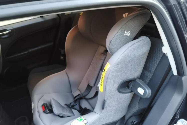 Used Dodge Caliber 2011 2.0 SXT Classic Edition Left Rear Seat