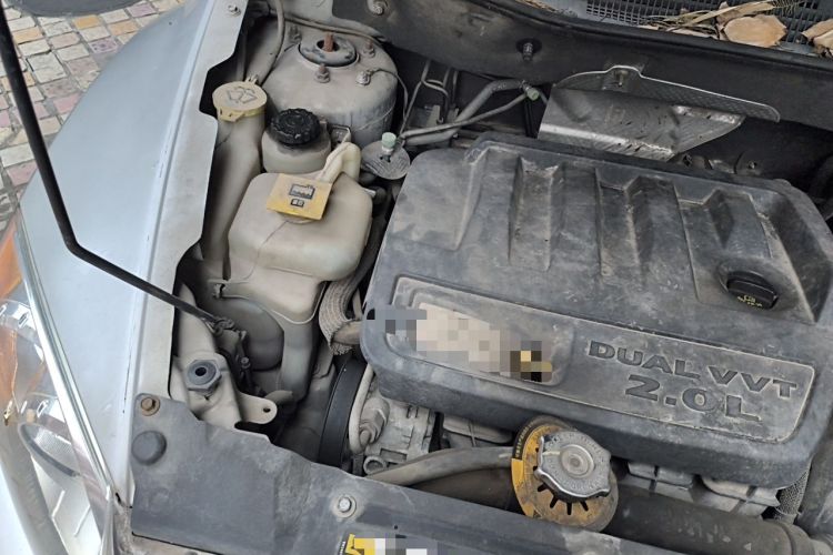 Used Dodge Caliber 2011 2.0 SXT Luxury Navigation Edition Engine Bay Right