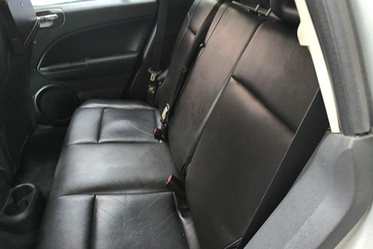 Used Dodge Caliber 2011 2.0 SXT Luxury Navigation Edition Left Rear Seat