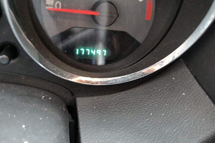Used Dodge Caliber 2011 2.0 SXT Luxury Navigation Edition Odometer Close Up
