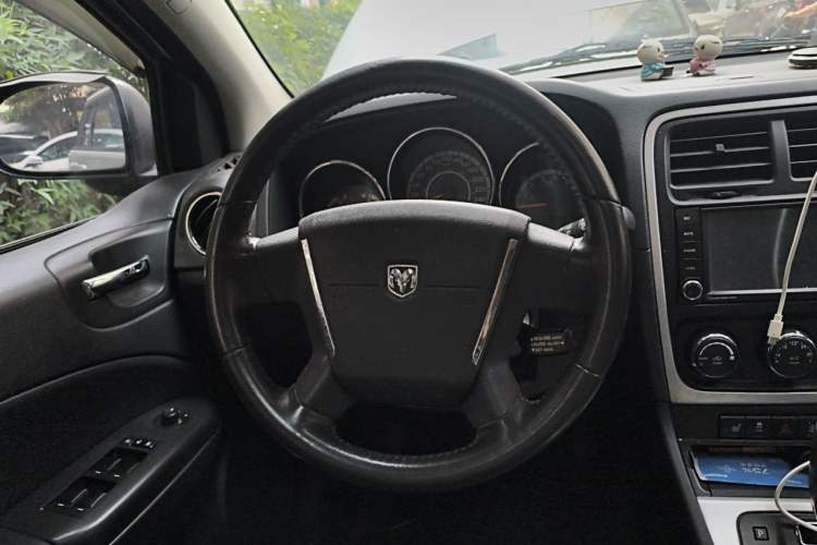 Used Dodge Caliber 2011 2.0 SXT Luxury Navigation Edition Steering Wheel