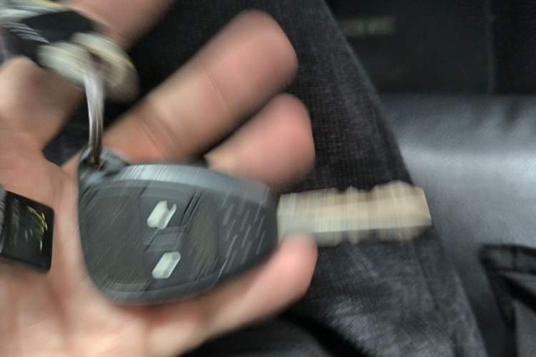 Used Dodge Caliber 2011 2.0 SXT Luxury Navigation Edition Vehicle Key