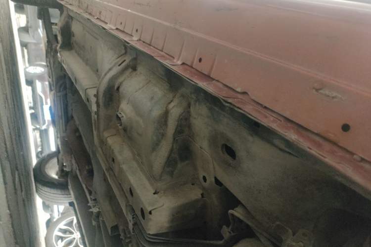 Used Dodge Caliber 2011 2.0 SXT Classic Edition Chassis Rear Left