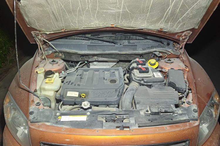 Used Dodge Caliber 2011 2.0 SXT Classic Edition Engine Bay