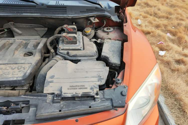 Used Dodge Caliber 2011 2.0 SXT Comfort Edition Engine Bay Left