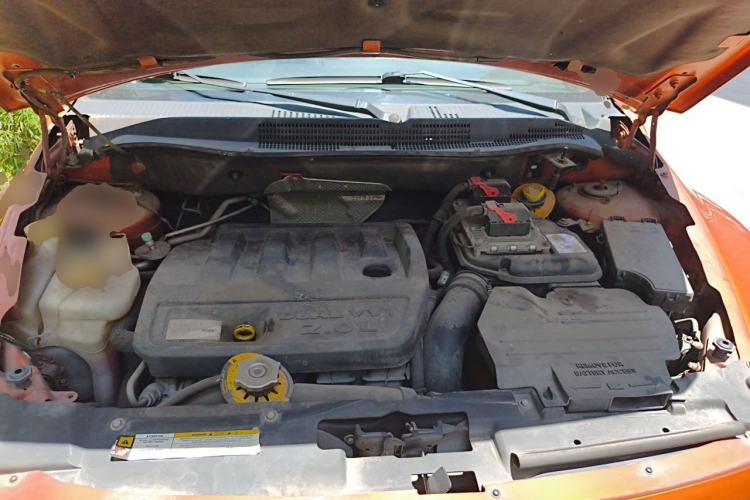 Used Dodge Caliber 2011 2.0 SXT Classic Edition Engine Bay