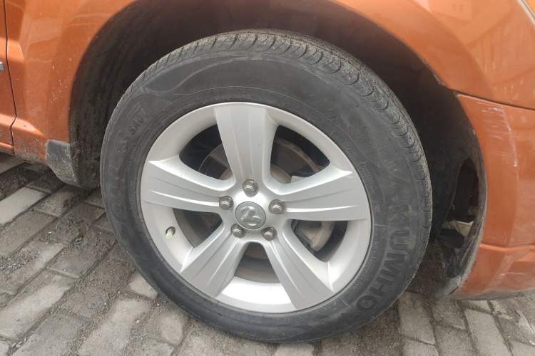 Used Dodge Caliber 2011 2.0 SXT Classic Edition Right Front Wheel Hub