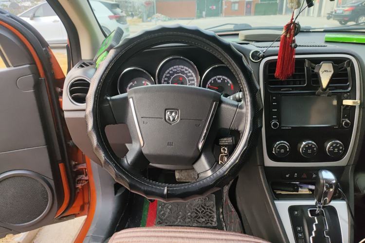 Used Dodge Caliber 2011 2.0 SXT Comfort Edition Steering Wheel