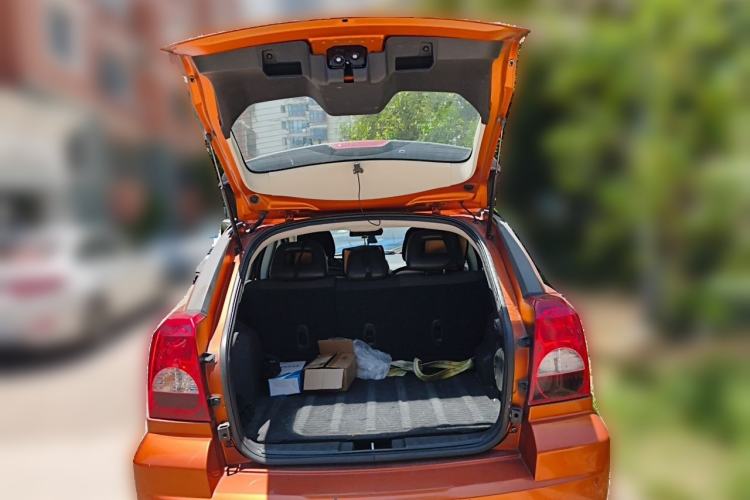 Used Dodge Caliber 2011 2.0 SXT Classic Edition Trunk