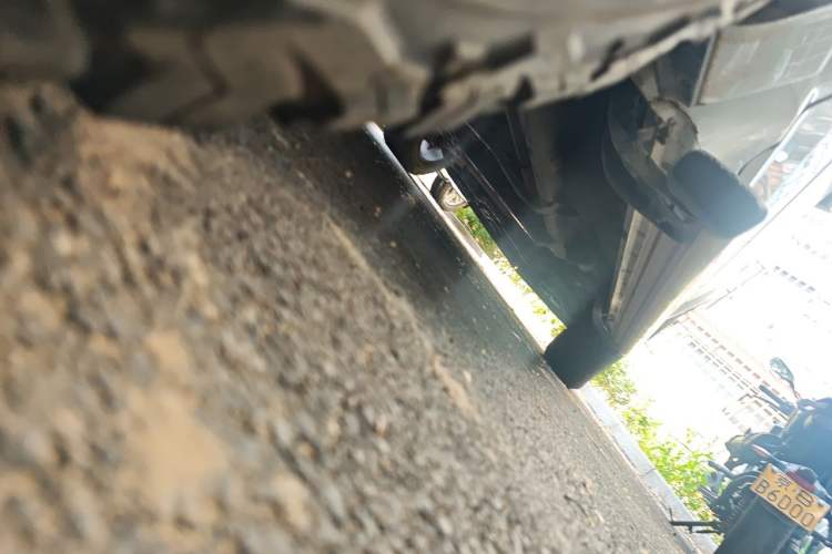 Used Dodge Challenger  Chassis Rear Right