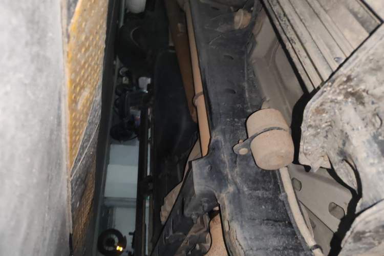 Used Dodge Challenger  Chassis Front Right
