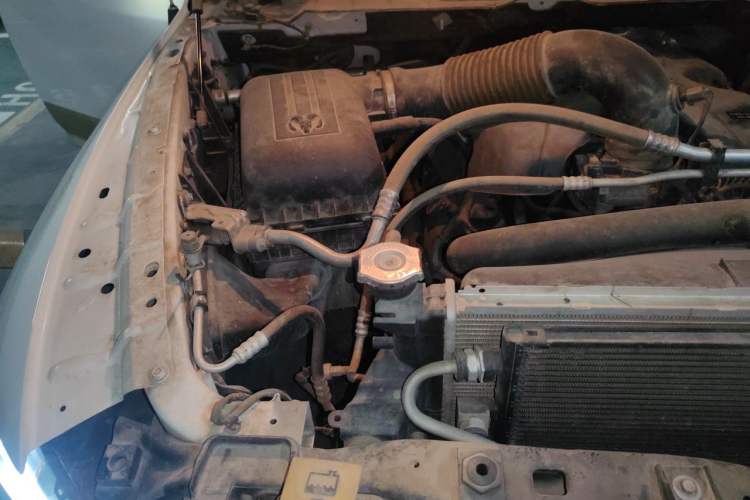 Used Dodge Challenger  Engine Bay Right