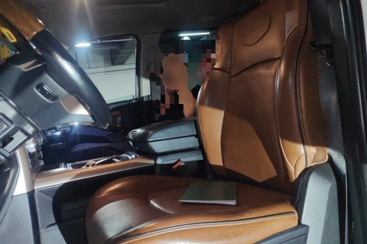 Used Dodge Challenger  Left Front Seat
