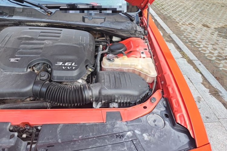 Used Dodge Challenger 2018 3.6L SXT Parallel Import Engine Bay Left