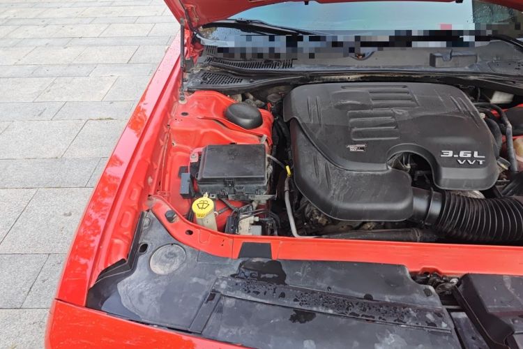 Used Dodge Challenger 2018 3.6L SXT Parallel Import Engine Bay Right