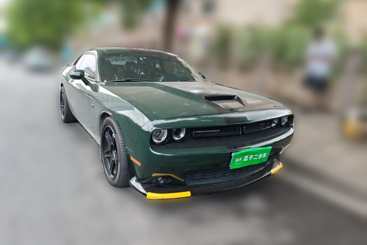 Used Dodge Challenger 2019 3.6L GT PLUS Canadian Version Front Right 45 Deg