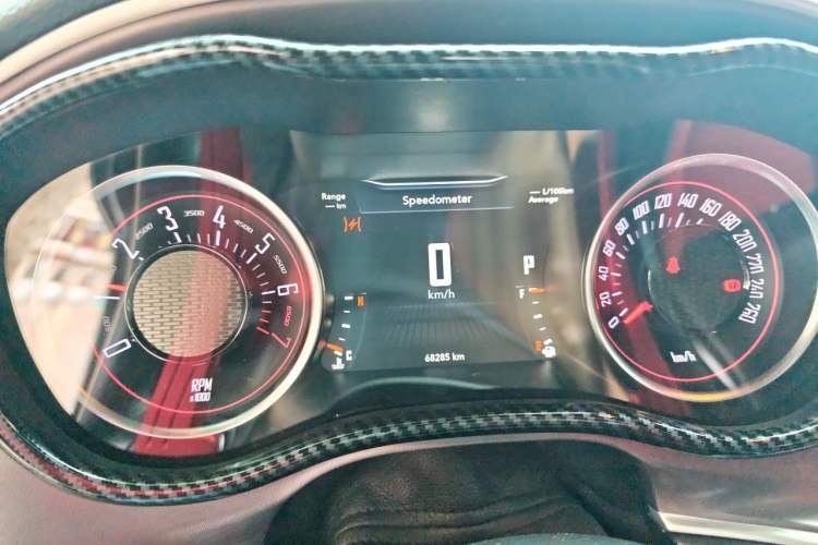 Used Dodge Challenger 2019 3.6L GT PLUS Canadian Version Instrument Cluster
