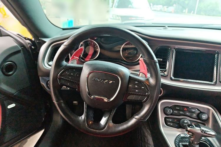 Used Dodge Challenger 2019 3.6L GT PLUS Canadian Version Steering Wheel