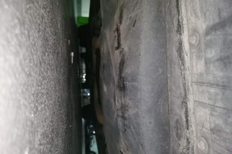 Used Dodge Challenger  Chassis Front