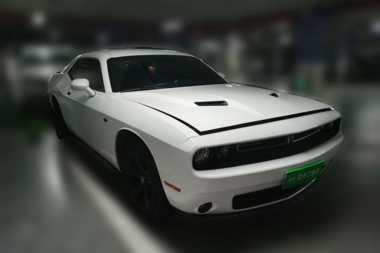 Used Dodge Challenger  Front Right 45 Deg
