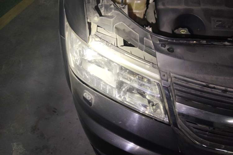 Used Dodge Journey 2009 2.7 Right Front Headlight