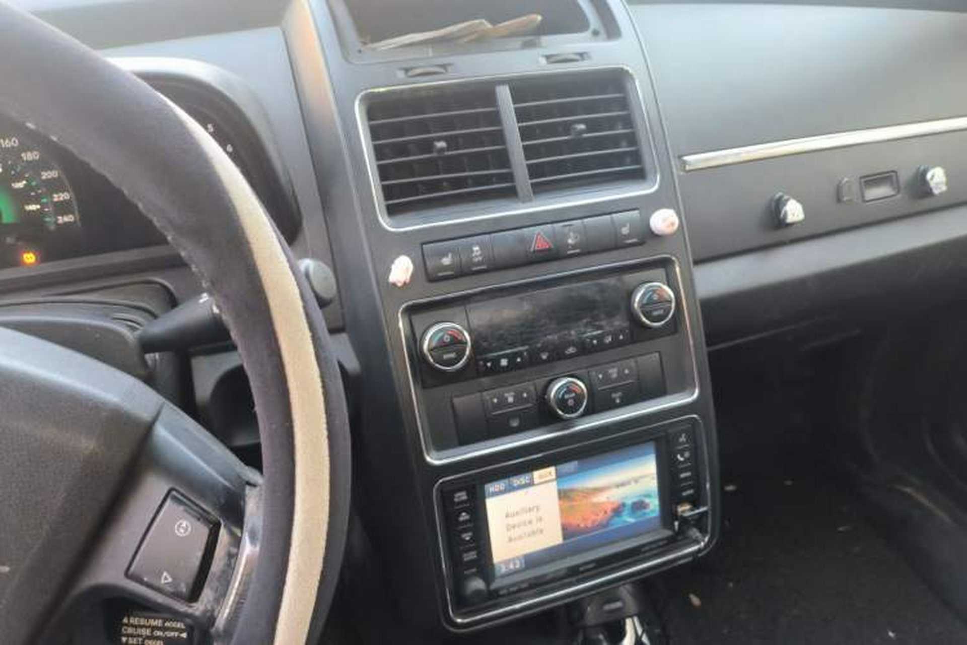 Used Dodge Journey 2010 2.7 Audio And AC Panel