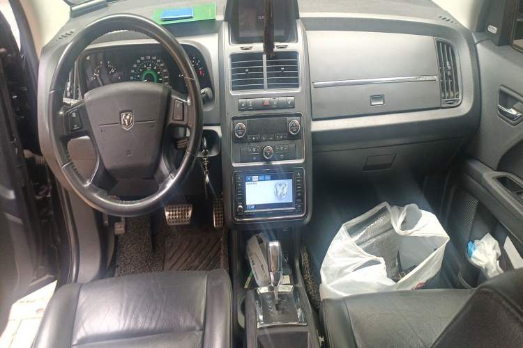 Used Dodge Journey 2010 2.7 Center Console