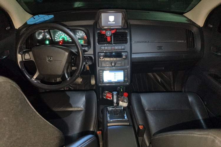 Used Dodge Journey 2010 2.7 Center Console