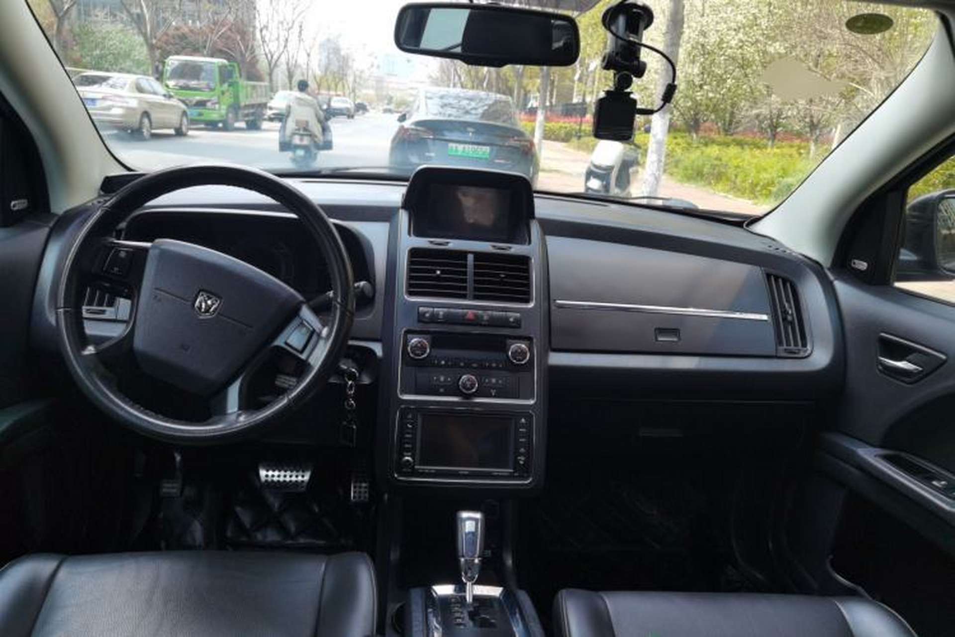 Used Dodge Journey 2010 2.7 Center Console