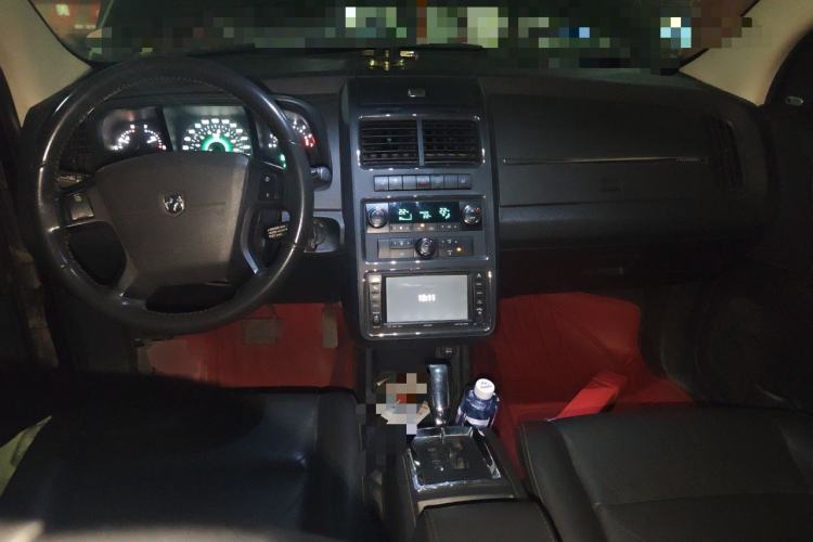 Used Dodge Journey 2010 2.7 Center Console