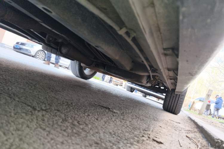 Used Dodge Journey 2010 2.7 Chassis Front Left