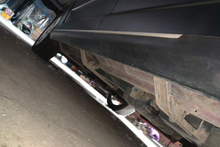 Used Dodge Journey 2010 2.7 Chassis Rear Left