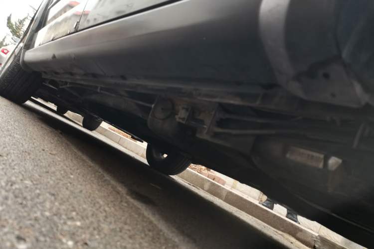 Used Dodge Journey 2010 2.7 Chassis Rear Left