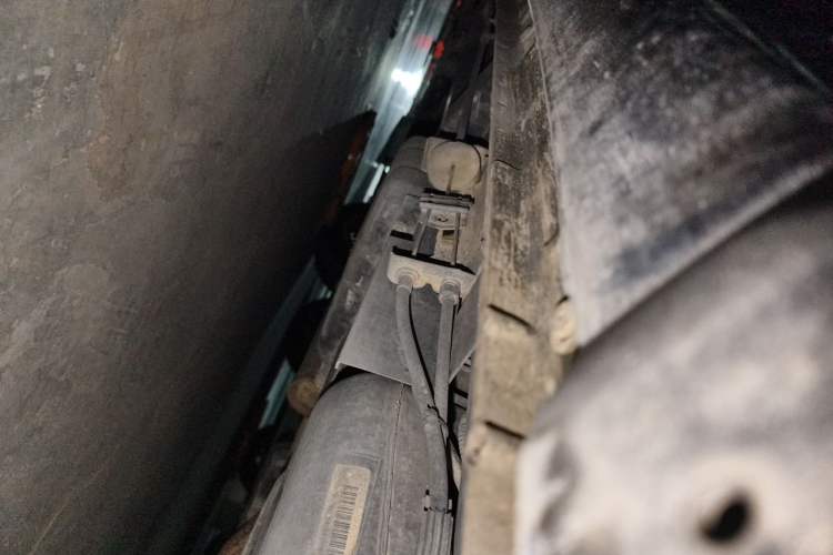 Used Dodge Journey 2010 2.7 Chassis Rear Left