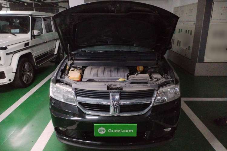 Used Dodge Journey 2010 2.7 Engine Bay
