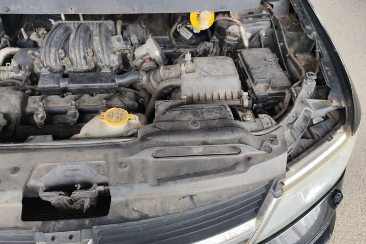 Used Dodge Journey 2010 2.7 Engine Bay Left