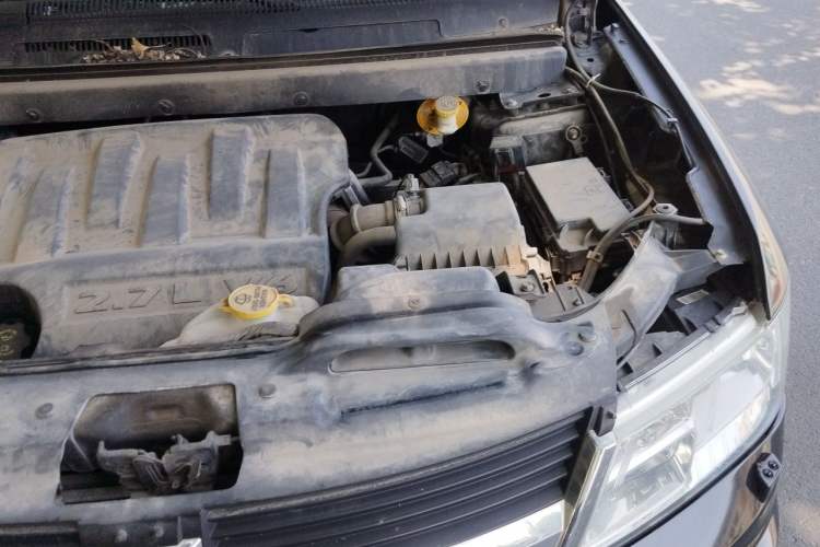 Used Dodge Journey 2010 2.7 Engine Bay Left