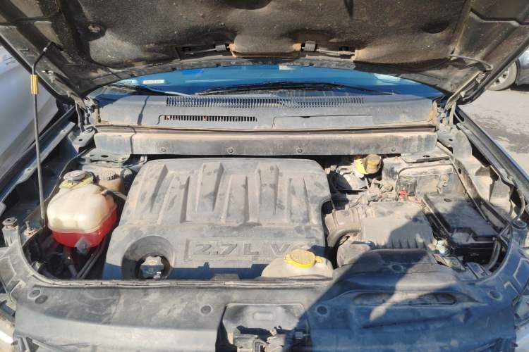 Used Dodge Journey 2010 2.7 Engine Bay