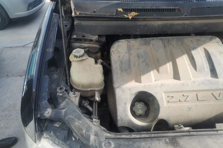 Used Dodge Journey 2010 2.7 Engine Bay Right