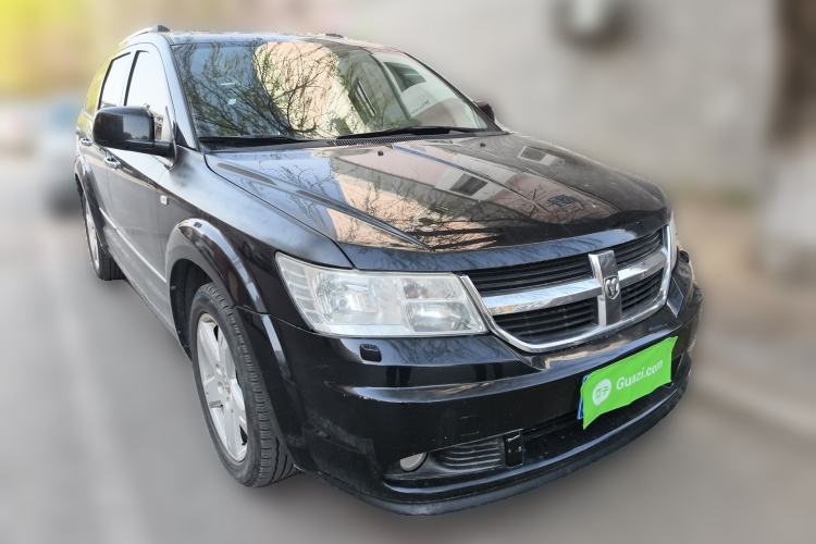 Used Dodge Journey 2010 2.7 Front Right 45 Deg