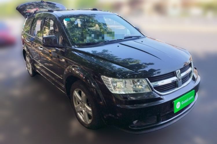 Used Dodge Journey 2010 2.7 Front Right 45 Deg
