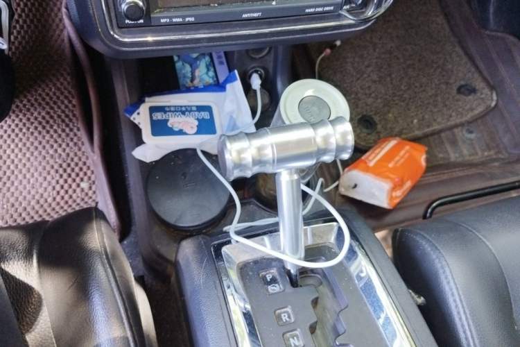 Used Dodge Journey 2010 2.7 Gear Lever