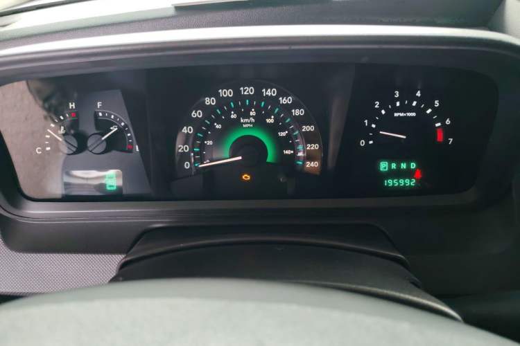 Used Dodge Journey 2010 2.7 Instrument Cluster