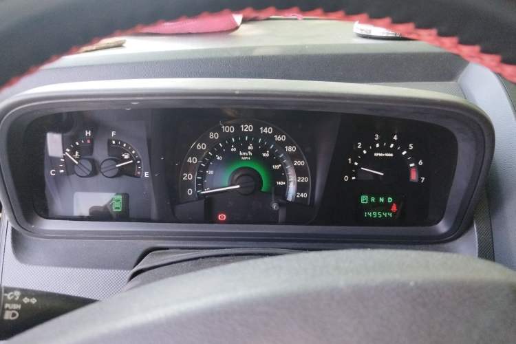 Used Dodge Journey 2010 2.7 Instrument Cluster