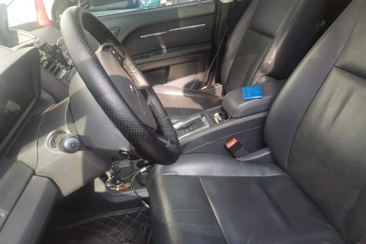 Used Dodge Journey 2010 2.7 Left Front Seat