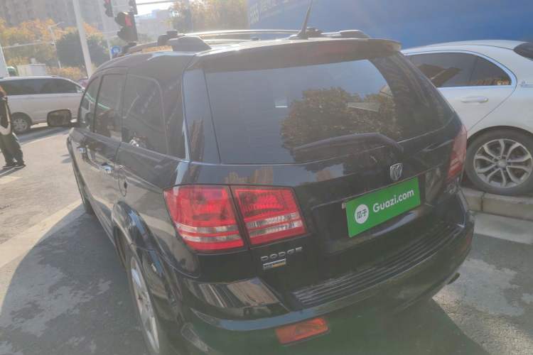 Used Dodge Journey 2010 2.7 Rear Left 45 Deg