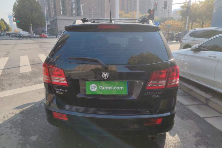 Used Dodge Journey 2010 2.7 Rear