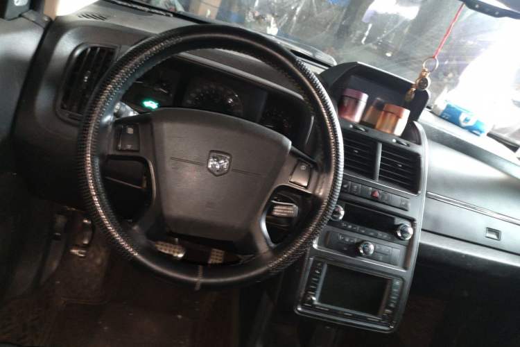 Used Dodge Journey 2010 2.7 Steering Wheel