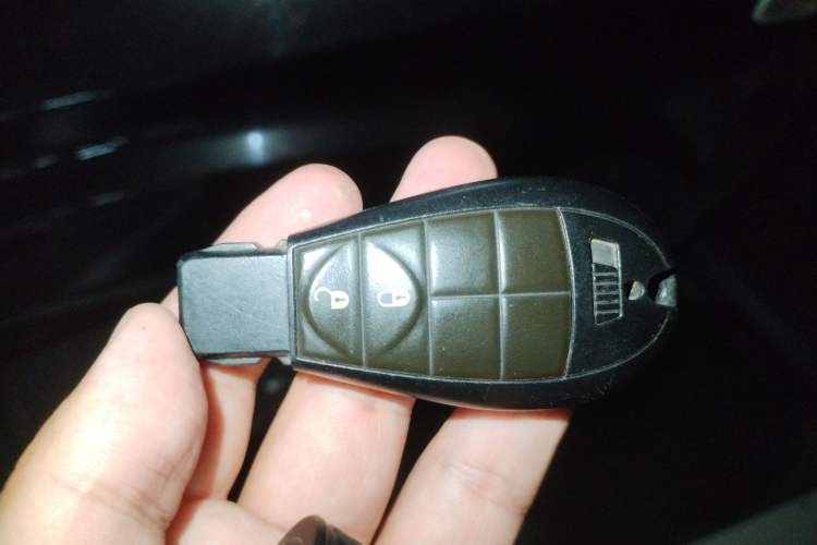 Used Dodge Journey 2010 2.7 Vehicle Key